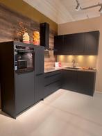 Complete Showroom Keuken, Empoli Grafiet Zwart, Ophalen, Overige kleuren, Hoekkeuken, Zo goed als nieuw