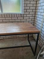 Eettafel of bureau van steigerhout met stalen frame, Huis en Inrichting, Tafels | Eettafels, Ophalen, 50 tot 100 cm, Zo goed als nieuw