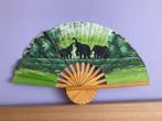 Handgemaakte Thaise waaier met olifanten 70cm, Ophalen of Verzenden, Overige materialen, Minder dan 25 cm