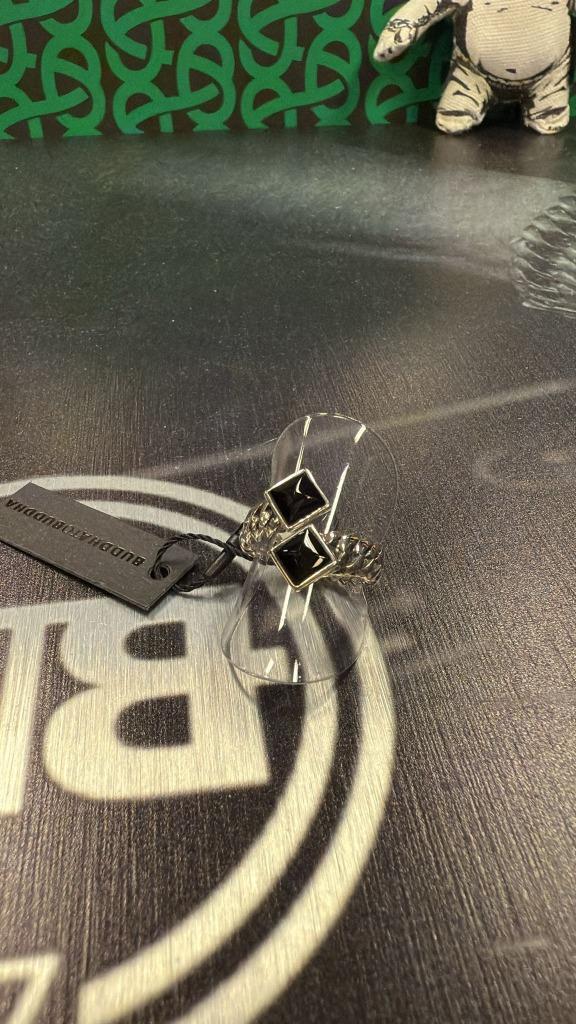 BUDDHA TO BUDDHA RING TYPE 742BL 17 CHAIN PYRAMID € 149,00, Sieraden, Tassen en Uiterlijk, Ringen, Nieuw, Dame of Heer, 17 tot 18