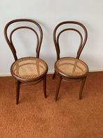 2 mooie thonet stoelen vintage, Antiek en Kunst, Antiek | Meubels | Stoelen en Banken, Ophalen