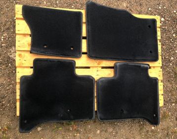 Genuine LR072282 Carpet Floor Mat Set for Range Rover beschikbaar voor biedingen