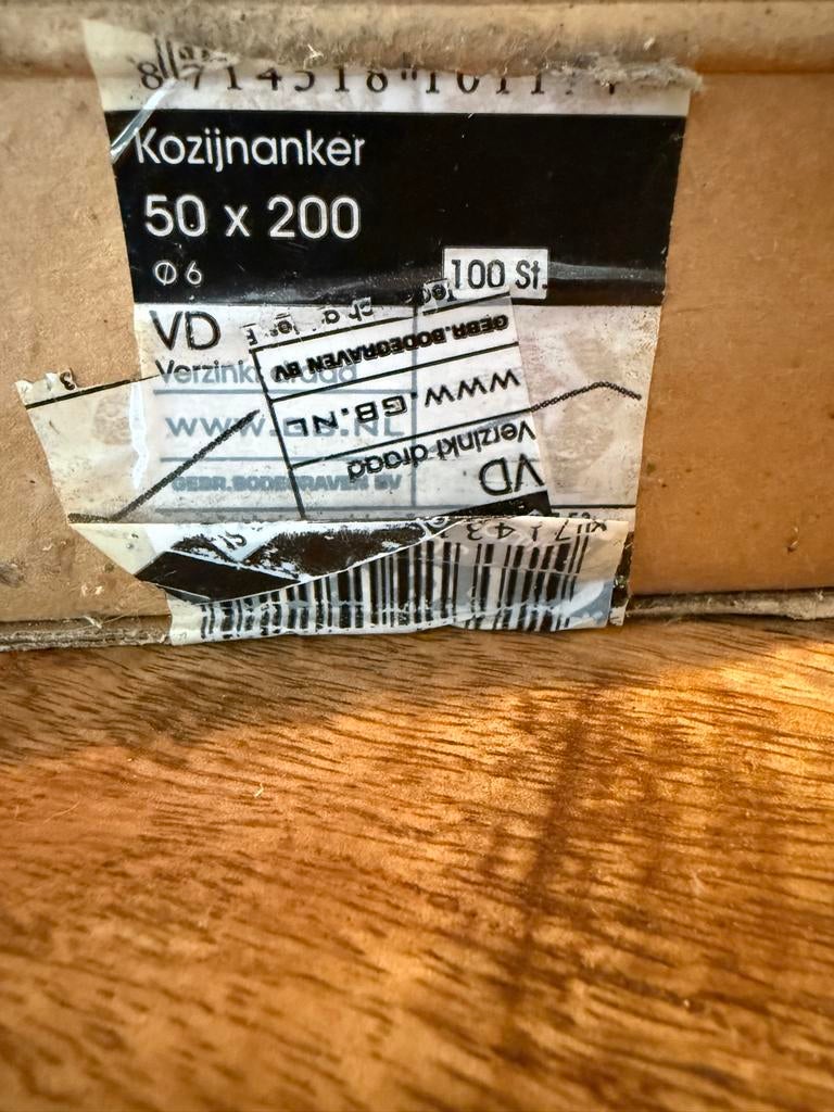 Doos met ca. 100 verzonken kozijnankers, Ophalen of Verzenden, Gebruikt, 100 tot 250 mm, Overige typen