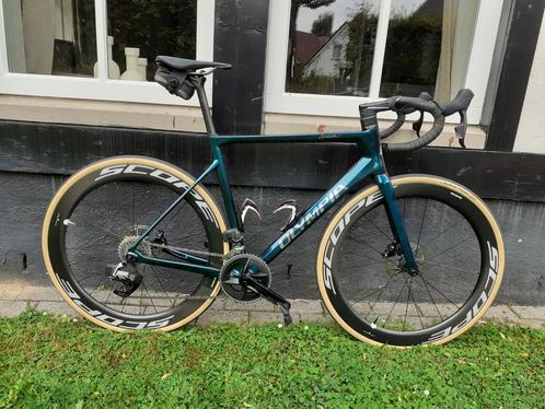 Olympia leader racefiets Sram Rival Axs 55.5cm L, Fietsen en Brommers, Fietsen | Racefietsen, Overige merken, Meer dan 20 versnellingen