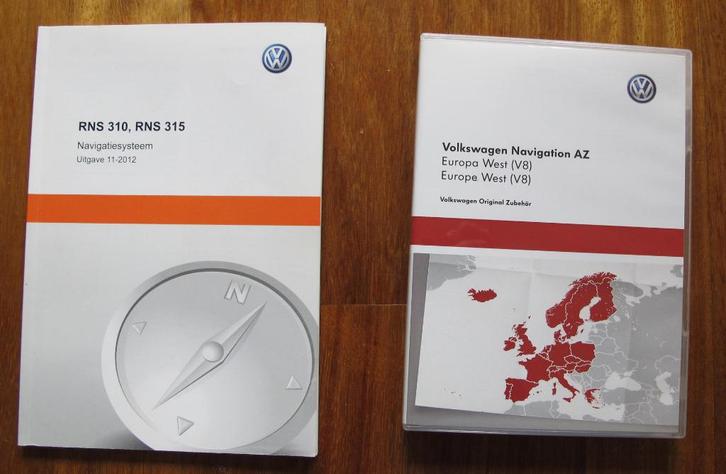 Navigatie VW op Disk en SD kaart en boekje, Auto diversen, Autonavigatie, Gebruikt, Ophalen of Verzenden