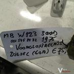 Mercedes W123 300 diesel 1978 Gloeirelais 001 545 3532