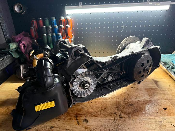 Minarelli horizontaal blok 70cc 19mm gereviseerd, Fietsen en Brommers, Brommeronderdelen | Scooters, Yamaha, Blok, Ophalen of Verzenden