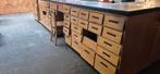 Grote Winkelkast / Toonbank met veel lades, 2033NJ, Gebruikt, Vintage, Grenenhout
