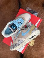 Nike Air Max 1 Cobblestone/Worn Blue - Maat 37,5 - Nieuw, Kleding | Dames, Schoenen, Beige, Nike, Nieuw, Ophalen of Verzenden