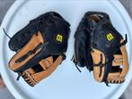 2x honkbal handschoen Wilson A360 9 inch, Ophalen of Verzenden, Handschoen