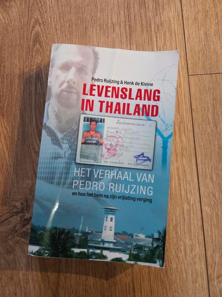 Levenslang in Thailand - Pedro Ruijzing, Boeken, Biografieën, Gelezen, Overige, Ophalen of Verzenden