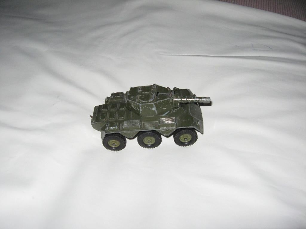 Leger tank,, Ophalen of Verzenden, Zo goed als nieuw, Overige typen, Overige merken
