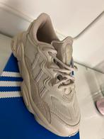 Adidas Ozweego maat 39 1/3, Kleding | Dames, Schoenen, Ophalen, Zo goed als nieuw, Sneakers of Gympen