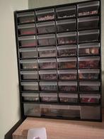 Grote collectie kralen in opbergkast, Hobby en Vrije tijd, Ophalen, Gebruikt, Kraal