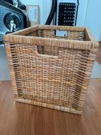 Mand ikea Bränas 32 x 32 x 34 cm - rotan, Huis en Inrichting, Woonaccessoires | Schalen en Manden, Ophalen of Verzenden, Zo goed als nieuw
