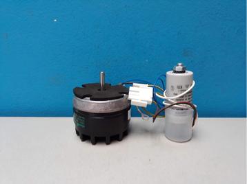 Ventilatormotor + condensator 8 steens Atag VR/HR 39-45-48 beschikbaar voor biedingen
