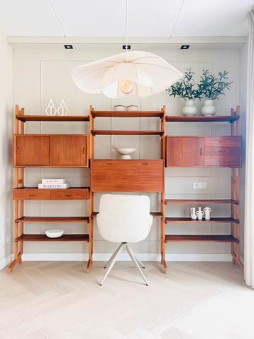 ~ Vintage dressoir kast wandmeubel Simpla Lux teak jaren ‘60 beschikbaar voor biedingen