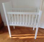 Kidsmill Noa wieg/kinderbedje mat wit, met top matras, Ophalen, Zo goed als nieuw, Ledikant
