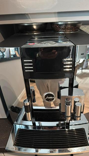 Jura Giga 5 Topstaat Chrome. beschikbaar voor biedingen
