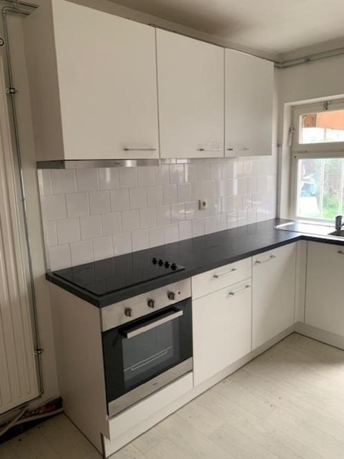 complete keuken, Huis en Inrichting, Keuken | Complete keukens, Gebruikt, Hoekkeuken, Wit, Kunststof, Ophalen