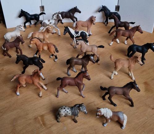 Schleich heel veel veulens Shetlanders Zie 2 foto's, Verzamelen, Dierenverzamelingen, Nieuw, Beeldje of Figuurtje, Paard, Ophalen of Verzenden