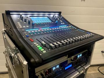 Allen & Heath SQ5 incl. Flightcase + Doghouse beschikbaar voor biedingen