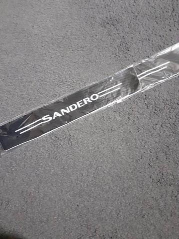 Dorpelbeschermers Dacia Sandero - Stikkers beschikbaar voor biedingen