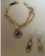 Armband en oorbellen met poezen, Overige materialen, Ophalen of Verzenden, Zo goed als nieuw, Met bedels of kralen