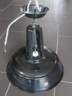 Stoere industriële hanglamp van HK living zwart, Huis en Inrichting, Lampen | Hanglampen, Ophalen of Verzenden, Gebruikt, Metaal