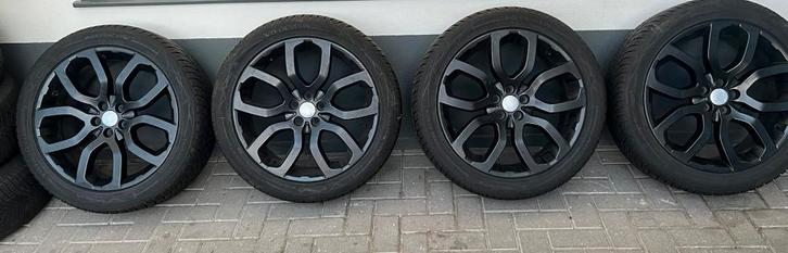 Originele Lichtmetalen velgen Range Rover Evoque 245/45/R20, Auto-onderdelen, Banden en Velgen, Banden en Velgen, Winterbanden