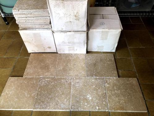Travertin tegel - 5 m2, Doe-het-zelf en Verbouw, Tegels, Nieuw, Vloertegels, Overige materialen, 20 tot 40 cm, 20 tot 40 cm, 5 tot 10 m²