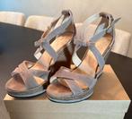 Sleehakken van Fabienne Chapot, Kleding | Dames, Schoenen, Beige, Ophalen of Verzenden, Zo goed als nieuw, Fabienne Chapot