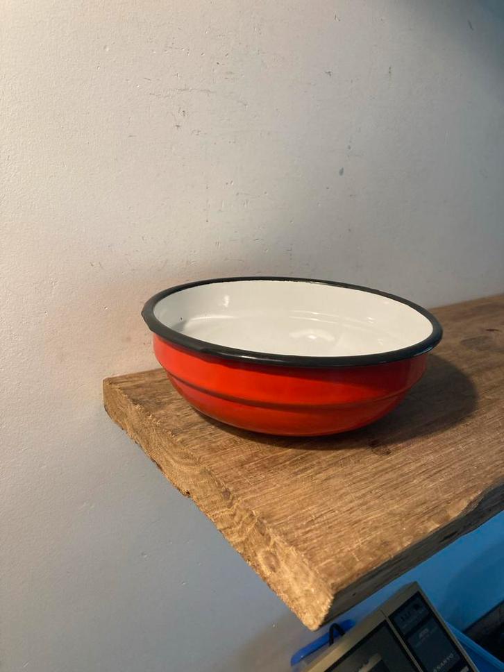 Rood Emaille Schaaltje - 18cm, Antiek en Kunst, Curiosa en Brocante, Ophalen of Verzenden