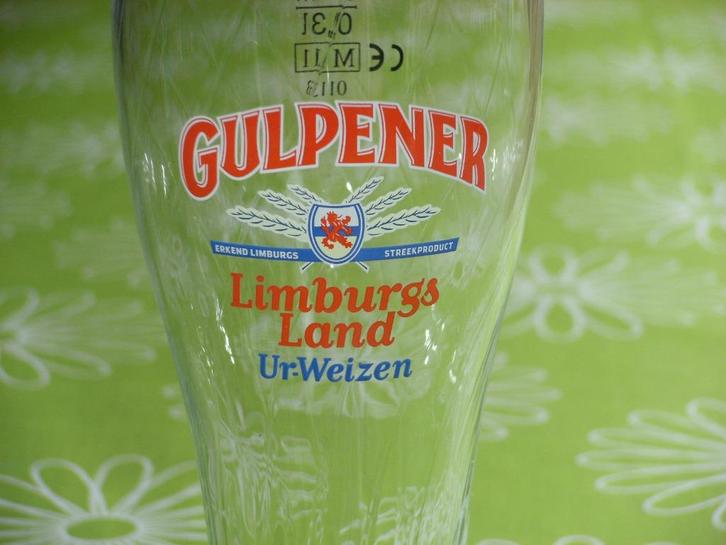 Bierglas Gulpener - Limburgs Land - Urweizen - 0.3 liter, Verzamelen, Biermerken, Zo goed als nieuw, Glas of Glazen, Gulpener