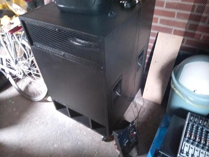 RCF LF18G401 18 inch woofer, Audio, Tv en Foto, Luidsprekers, Zo goed als nieuw, Subwoofer, 120 watt of meer, Overige merken, Ophalen