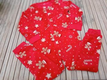 Nice Christmas onesie size 116/122 beschikbaar voor biedingen