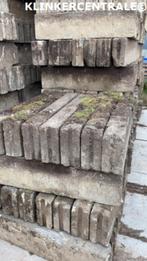 max 1.180 stuks gebruikte betonbanden 12x25x100cm opsluit, Tuin en Terras, Tegels en Klinkers, Overige typen, Beton, Gebruikt