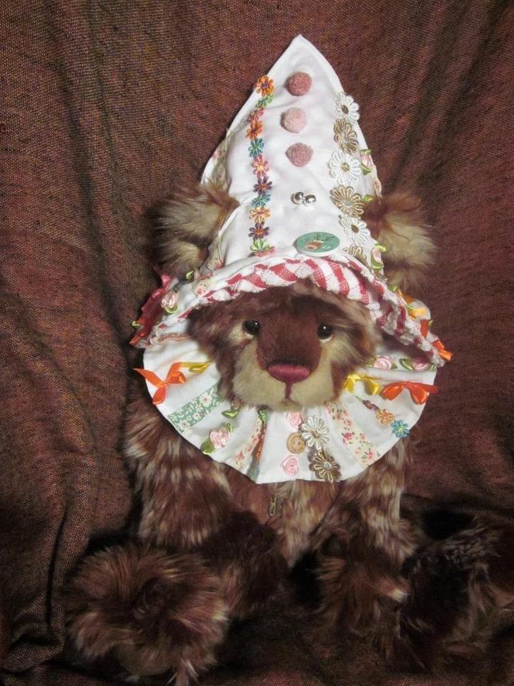 Pierrot muts en kraag voor Charlie Bears ea beren 46cm lang, Verzamelen, Beren en Cherished Teddies, Nieuw, Verzenden