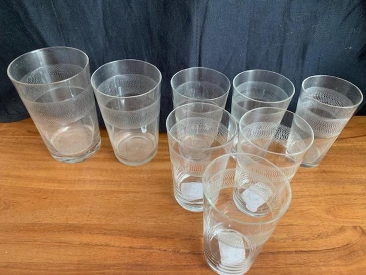 borrelglas limonadeglas gegraveerd 2 motieven +/- 40 stuks, Verzamelen, Glas en Borrelglaasjes, Gebruikt, Borrel- of Shotglas