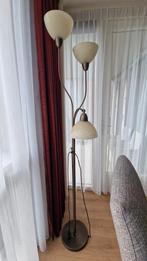 Mooie vloerlamp in brons met 3 glazen kappen in crème murano, Ophalen, Zo goed als nieuw, 150 tot 200 cm