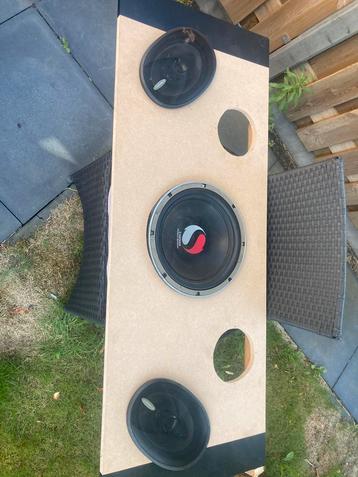 Speakerplank/hoedenplank voor vw golf 4 beschikbaar voor biedingen