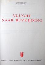 vlucht naar bevrijding / 408 blz. - John Cleary, Gelezen, Ophalen of Verzenden, John Cleary