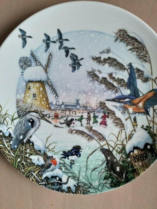2 wedgwood sierborden in porselein, Ophalen of Verzenden