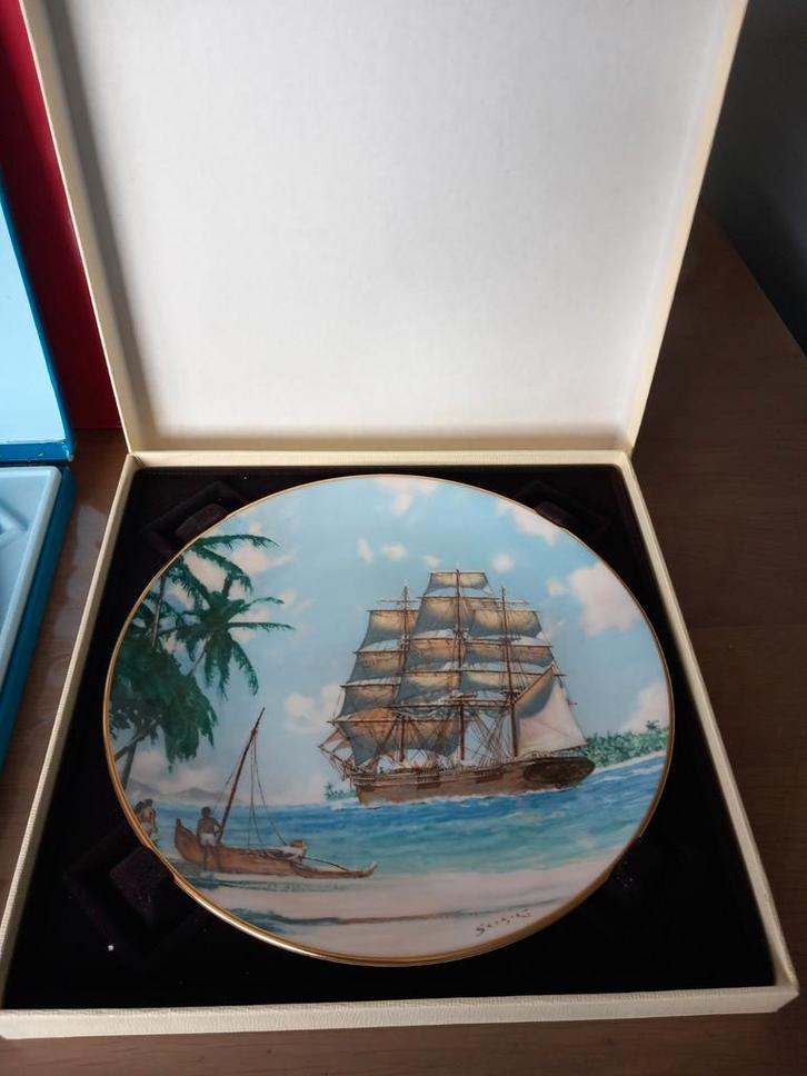 Royal Doulton Bord met Schip - Bora Bora, Antiek en Kunst, Antiek | Wandborden en Tegels, Ophalen of Verzenden