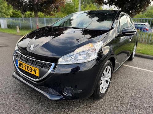 Peugeot 208 1.2 VTi Urban Soul Radio Trekhaak Stoelverw. 5 d, Auto's, Peugeot, Bedrijf, Te koop, ABS, Airbags, Airconditioning