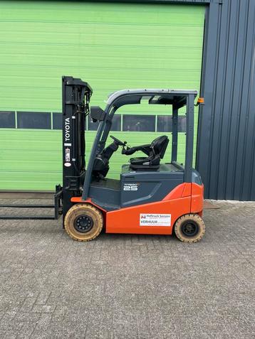 Toyota 8FBMKT25, Triplex 5,00M, sideshift  beschikbaar voor biedingen