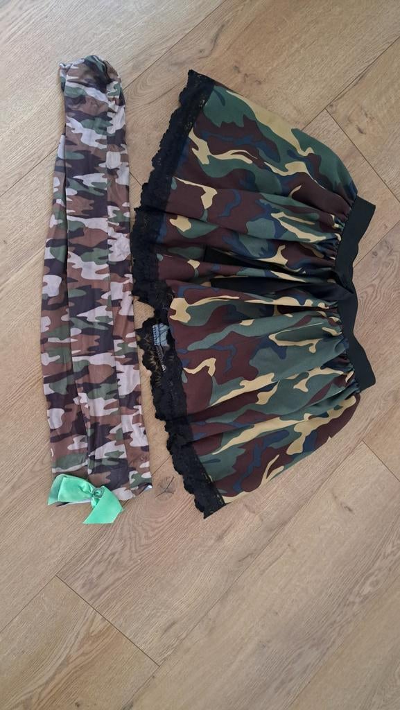 Leger rokje met bijpassende panty kousen maat36, Ophalen of Verzenden, Zo goed als nieuw, Maat 36 (S), Carnaval