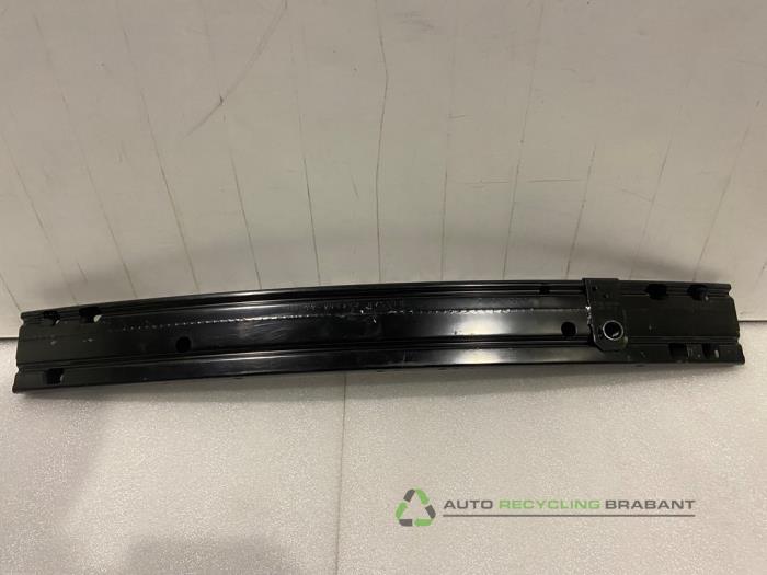 Bumperframe voor van een Nissan Qashqai, Gebruikt, -, -, Ophalen of Verzenden