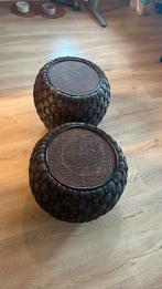 2x mooi houten bijtafels, Antiek en Kunst, Antiek | Meubels | Tafels, Ophalen of Verzenden