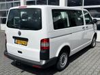 Volkswagen Transporter Kombi 2.0 TDI DSG Automaat 140 pk L1H, Auto's, Euro 5, Stof, Gebruikt, Zwart